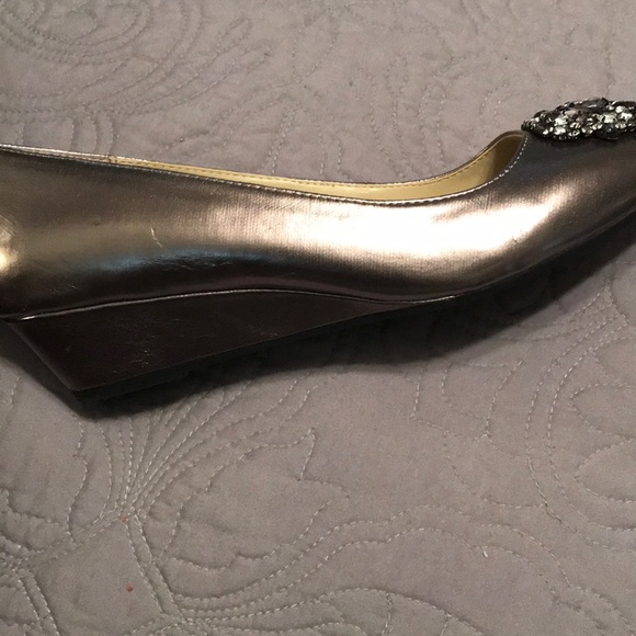 Shoes - Picture 2 of 2